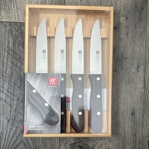 Steak Knife Set with Black Handles
